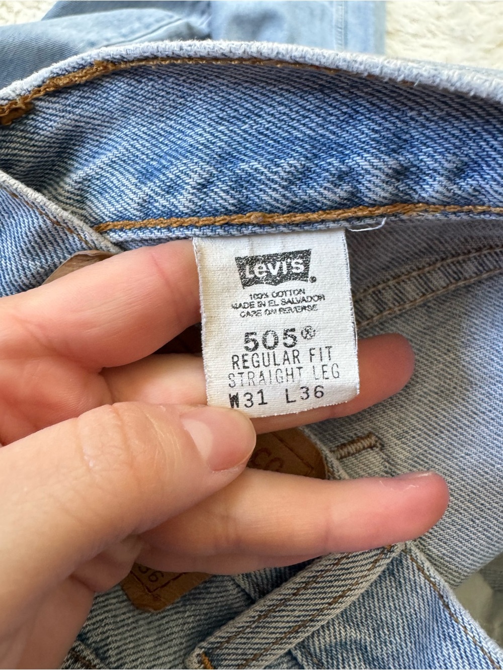 Vtg Levi’s 505 straight leg jeans 31x36 long inseam light wash 90s rigid denim - Picture 15 of 16